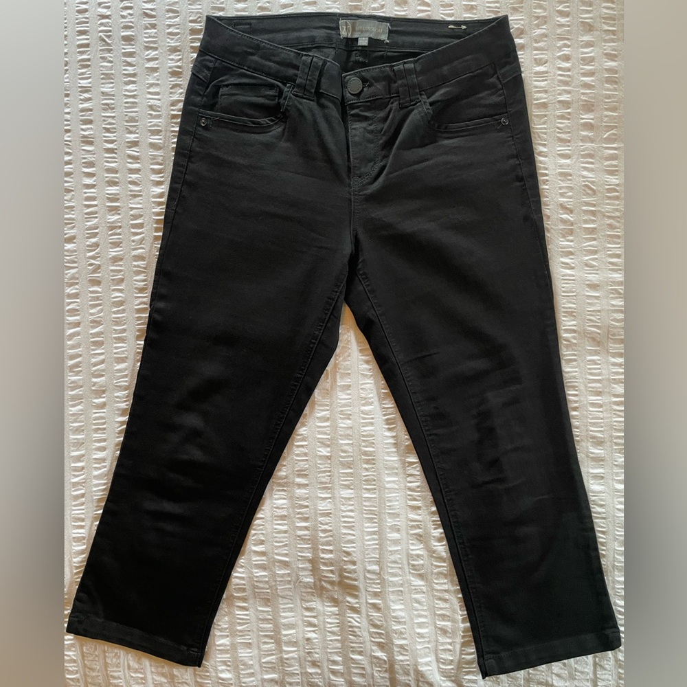 Wit & Wisdom black cropped jeans size 6
